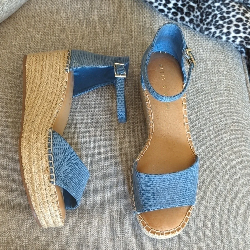 Kelly & Katie Wedgewood Blue Espadrille Wedge Sandals Size 8M
